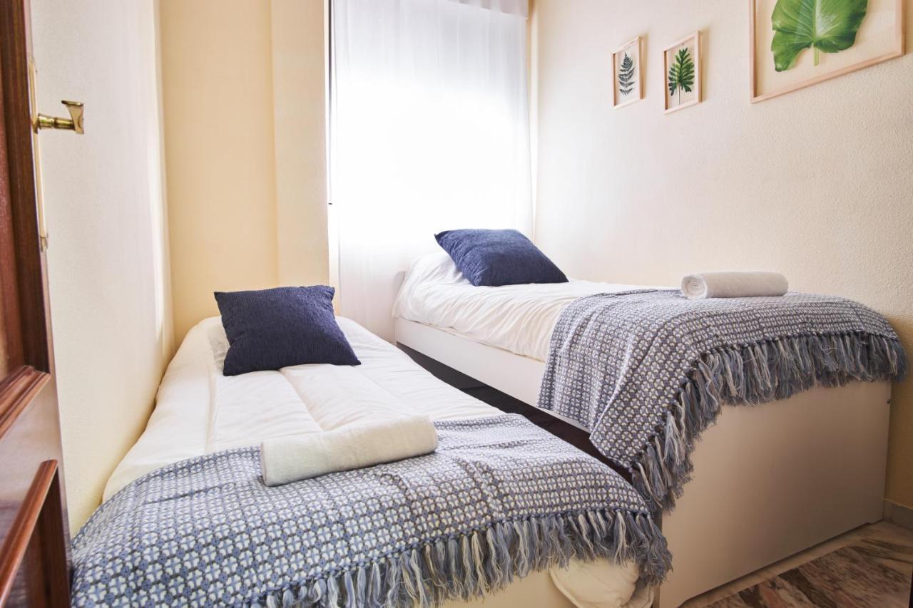 Appartamento Escoberos Courtyard Duplex By Valcambre Siviglia Esterno foto