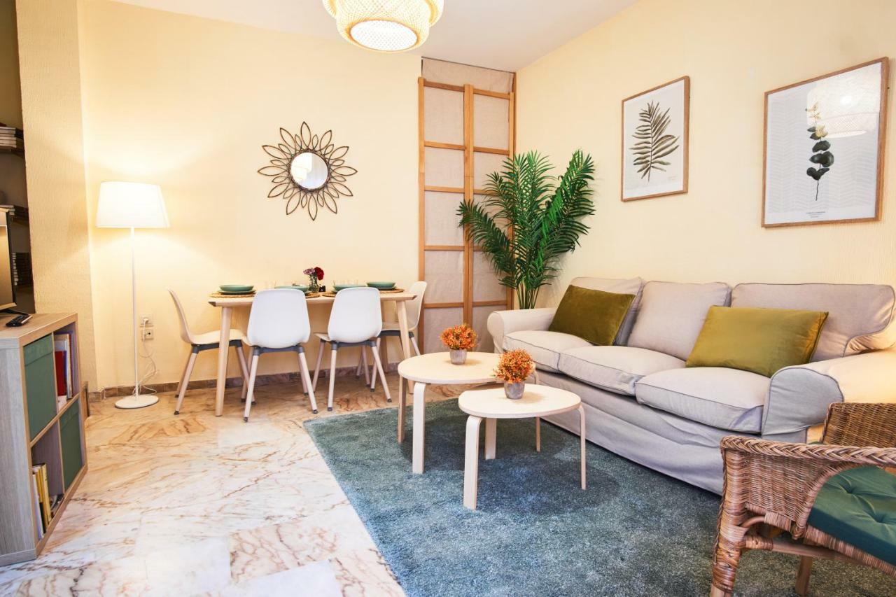 Appartamento Escoberos Courtyard Duplex By Valcambre Siviglia Esterno foto